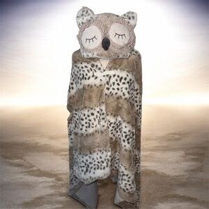 RESTOCK Owl Hooded Plush Wrap Blanket